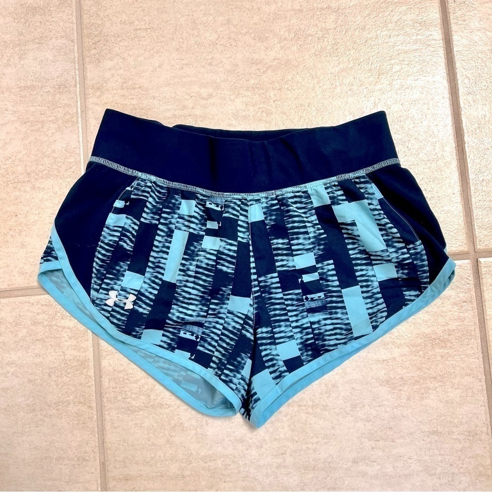 Under Armour Speedpocket Run N Shorts short in Blue Fitted women’s size S